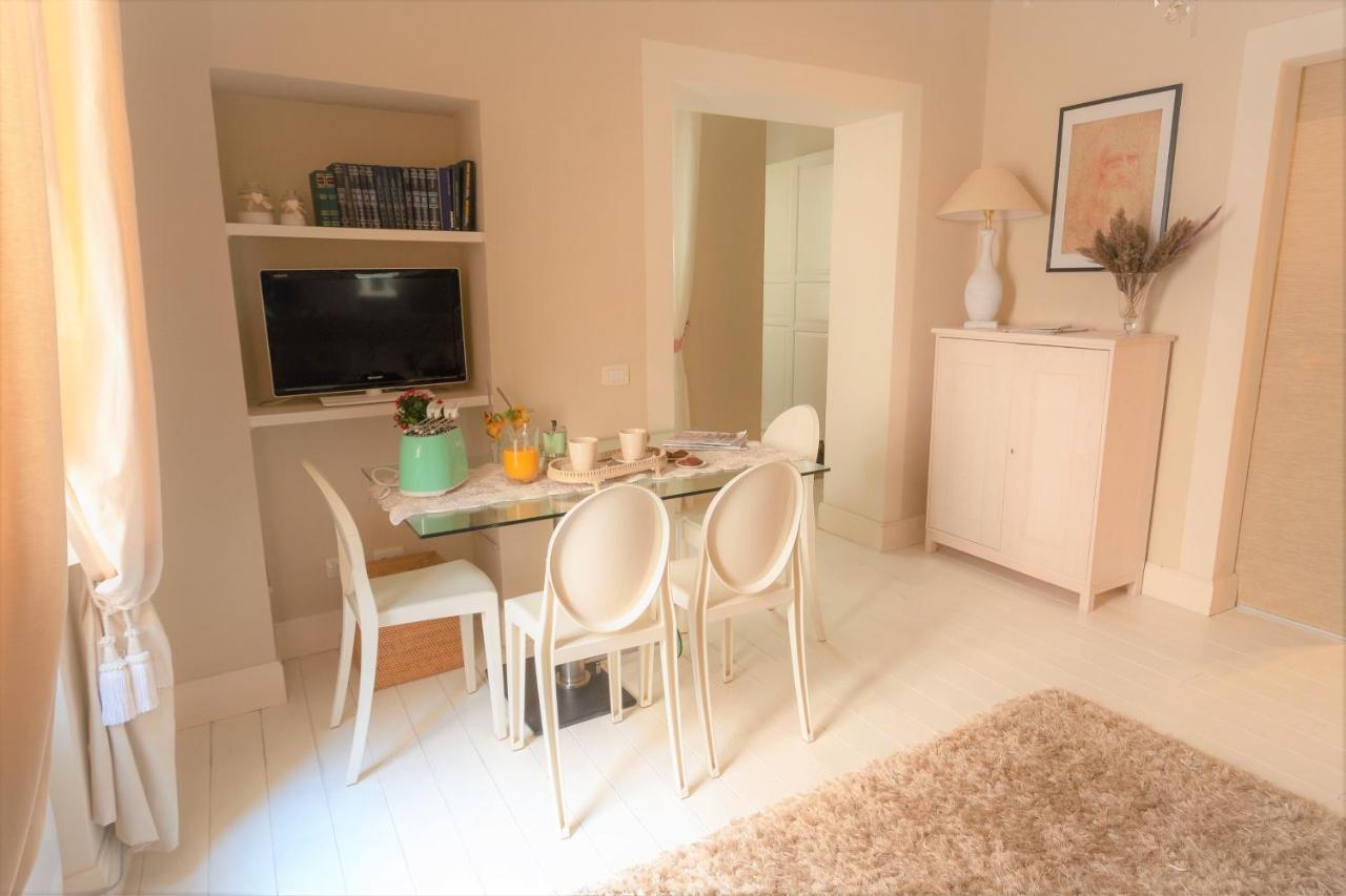 White Florence Suite Exterior foto
